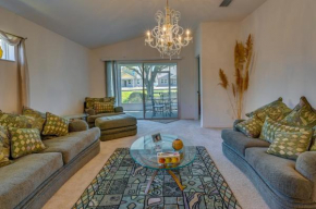 Cozy Zephyrhills Home - 6 Mi to Epperson Lagoon